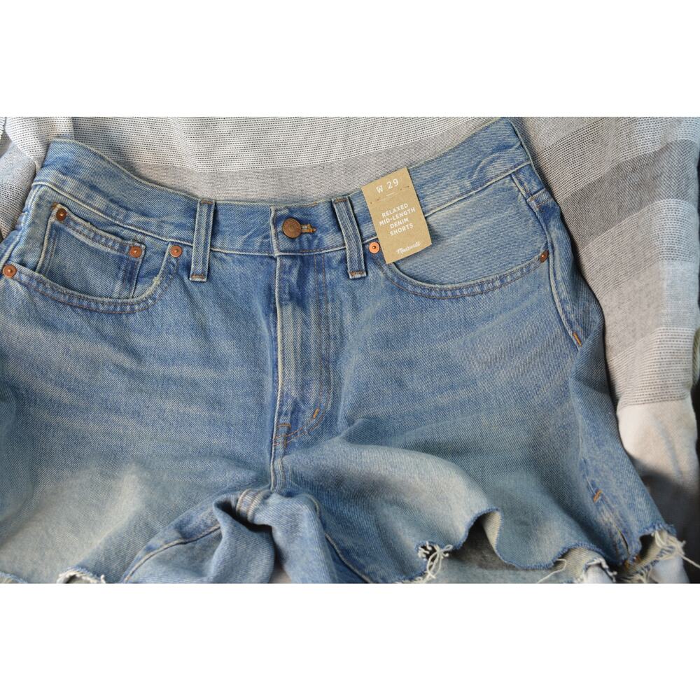 NWT Madewell Relaxed Mid-Length Denim Shorts